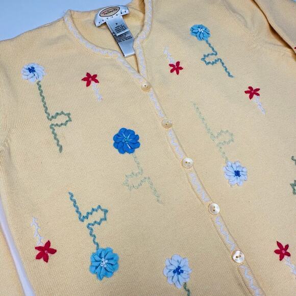 Vintage Y2K Talbots Cotton Cardigan Sweater with Embroidered Flowers - Picture 2 of 7